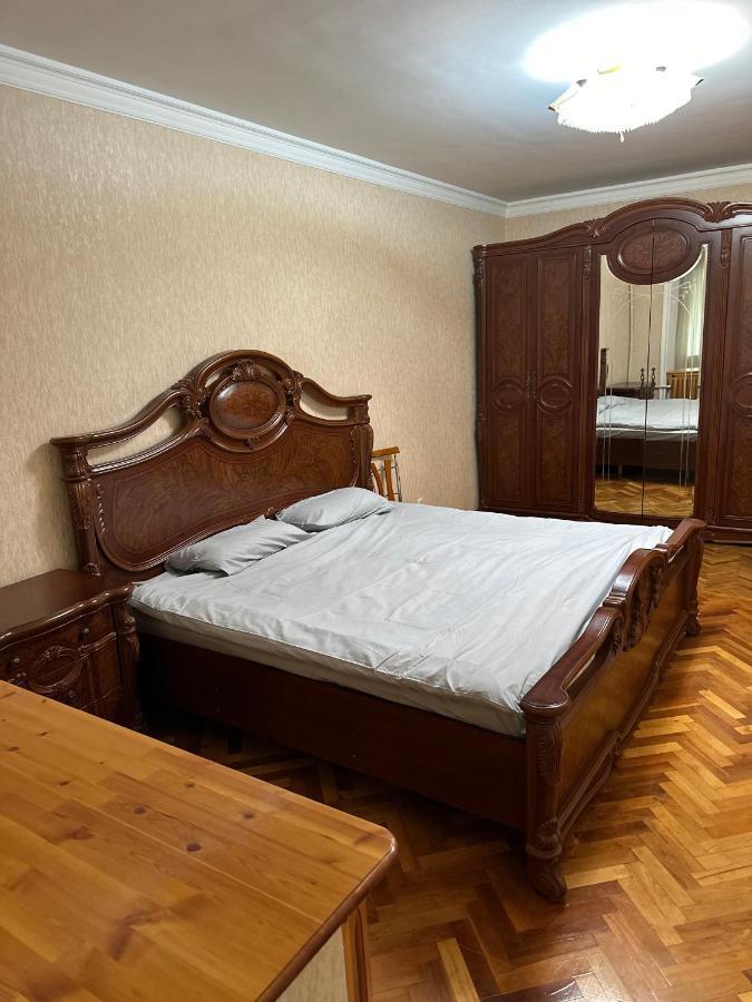 Апартаменты У Парка Голубые Купола И Цум Apartments At Blue Dome Park Tashkent Exterior photo